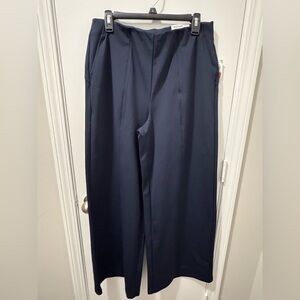 BUNDLE - Old Navy Women's Navy Trousers - 1 Navy blue & 1 Black BUNDLE